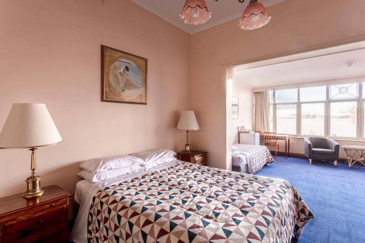 ホテル Battery Point Manor ホバート エクステリア 写真